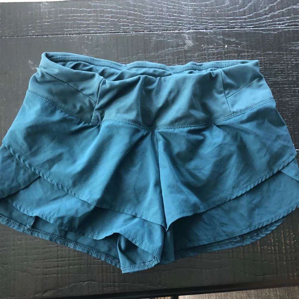 workout shorts - Picture 2 of 3